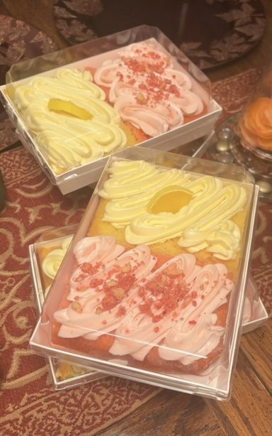 Lemon and strawBerry Cake