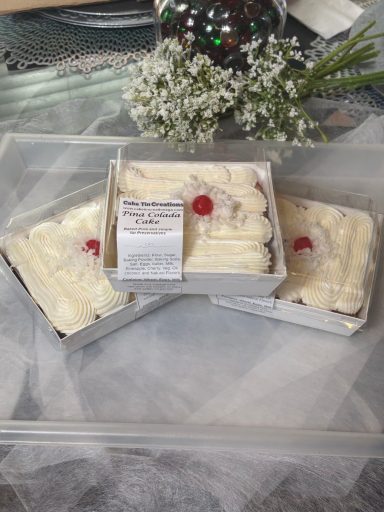 Pina Colada cake pineapple and coconut